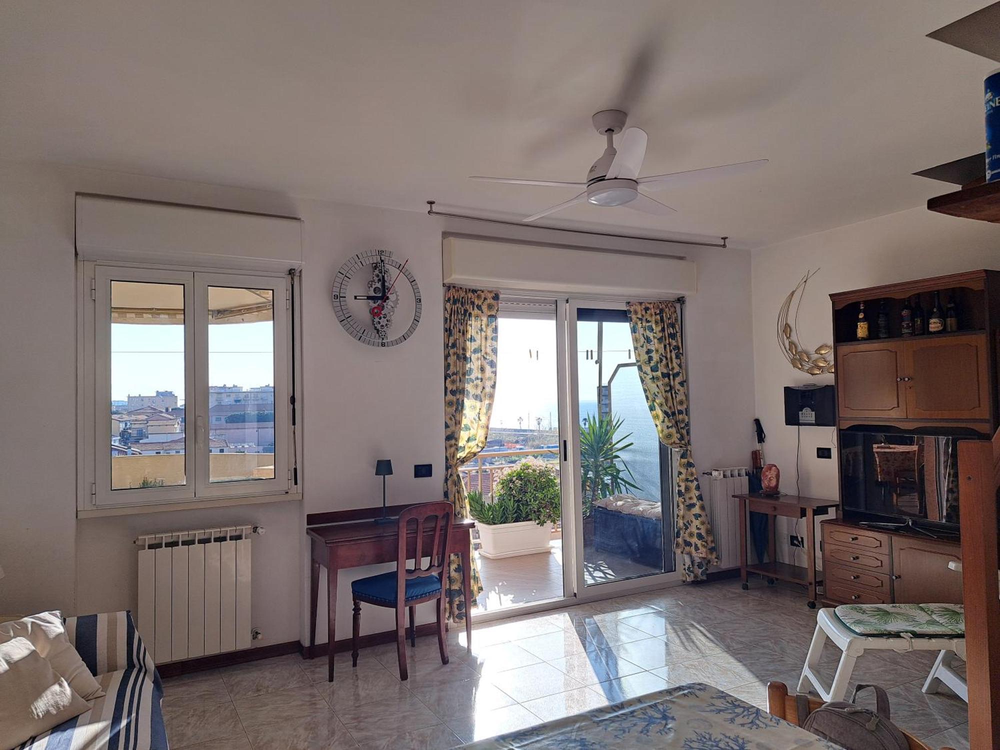 Appartamento - Terrazzo Vivibile Vista Mare, Wi-Fi Gratuito Vallecrosia Eksteriør bilde