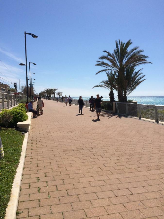 Appartamento - Terrazzo Vivibile Vista Mare, Wi-Fi Gratuito Vallecrosia Eksteriør bilde