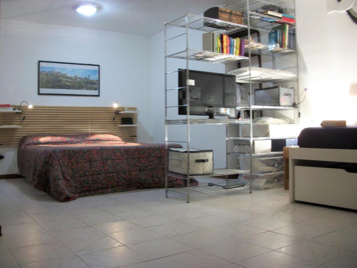 Appartamento - Terrazzo Vivibile Vista Mare, Wi-Fi Gratuito Vallecrosia Eksteriør bilde
